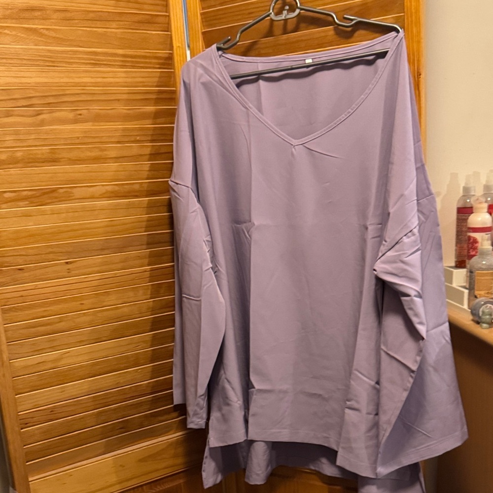 Elegant Mauve V-Neck Women's Blouse